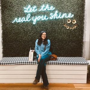 Meet your Posher, Emily